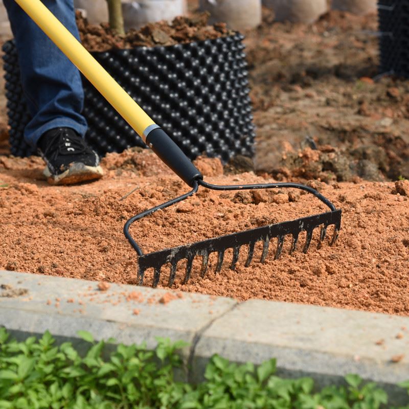 garden bow rake function