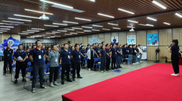 مڈل اور سینئر منیجرز کے پاس گینڈے میں مواصلات کی تربیت ہے