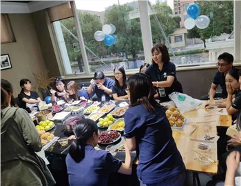 اہداف تک پہنچنے کے لیے انعامات