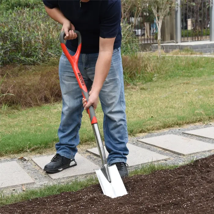 سٹینلیس بمقابلہ کاربن: باغ کے اوزار کا انتخاب